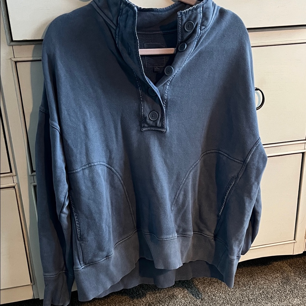 Arie Women’s Pullover Button SweatShirt with pockets